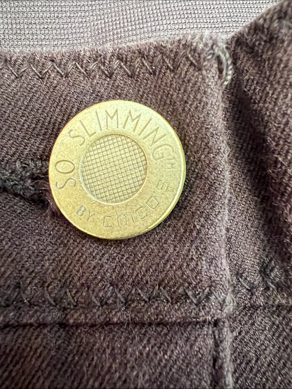 Chico’s So Slimming Jeans in Brown 1.5 R EUC - Picture 6 of 12
